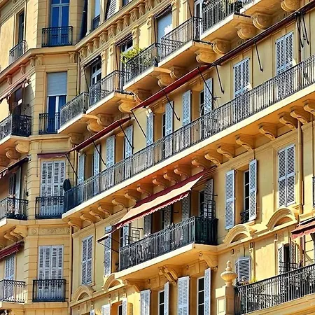Palais Noailles *